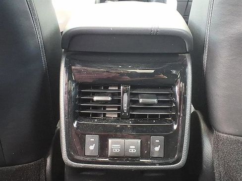 Used 2022 Toyota Avalon Touring FWD image 30