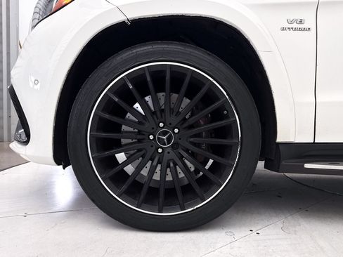 Used 2018 Mercedes-Benz GLS 63 AMG 4MATIC image 15