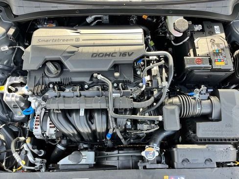 New 2026 Hyundai Elantra SEL Sport Premium FWD image 28