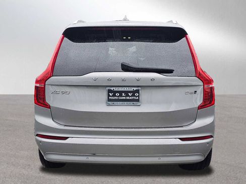 Used 2023 Volvo XC90 B6 Core w/ Protection Package Premier image 4
