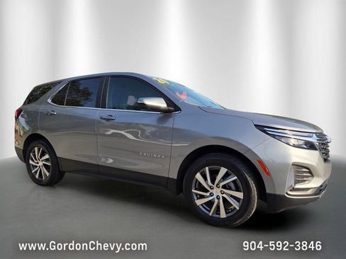 Used 2024 Chevrolet Equinox LT FWD image 8