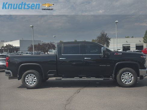 Used 2024 Chevrolet Silverado 2500 LTZ w/ LTZ Convenience Package AWD/4WD image 8