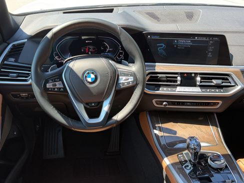 Used 2023 BMW X5 xDrive45e w/ Executive Package AWD/4WD image 29