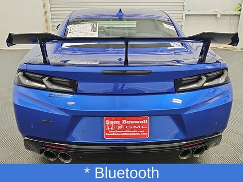 Used 2016 Chevrolet Camaro SS RWD image 9