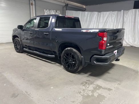 Used 2023 Chevrolet Silverado 1500 Custom image 5