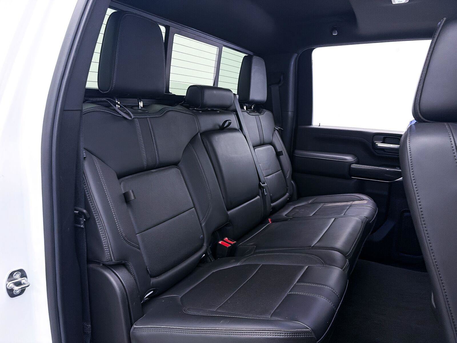 Used 2022 Chevrolet Silverado 2500 High Country w/ Z71 Off-Road Package AWD/4WD image 38