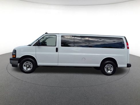 Used 2024 Chevrolet Express 3500 LT w/ LT Preferred Equipment Group RWD image 8