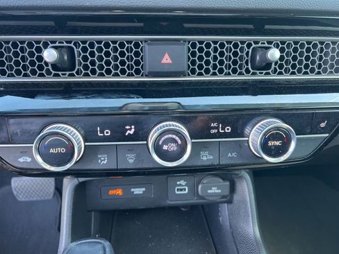 Used 2023 Honda Civic EX image 15