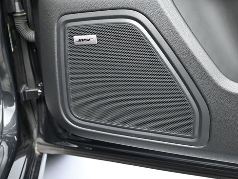 Certified 2023 Porsche Macan GTS image 30