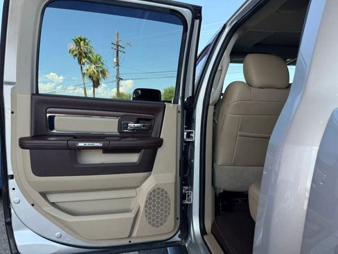 Used 2016 RAM 1500 Laramie w/ Convenience Group AWD/4WD image 34
