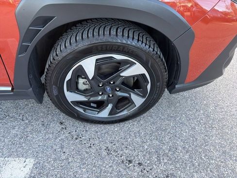 Certified 2024 Subaru Crosstrek 2.5i Limited w/ Crosstrek Mirror Package image 17