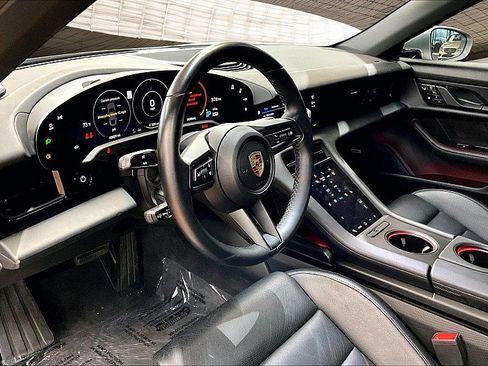 Used 2021 Porsche Taycan 4S w/ Premium Package image 12