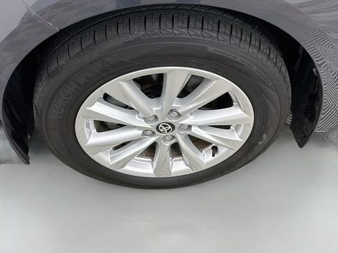 Used 2025 Toyota Corolla LE w/ LE Premium Package FWD image 29