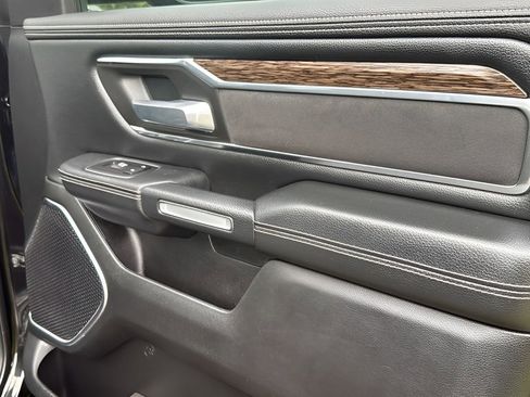 Used 2019 RAM 1500 Laramie image 24