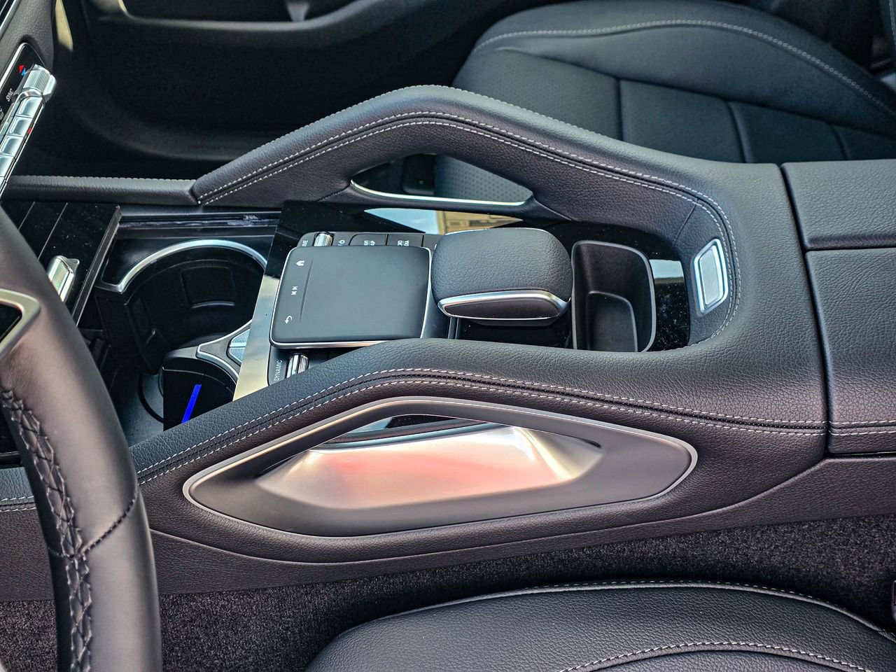 New 2026 Mercedes-Benz GLE 450 4MATIC Coupe image 16