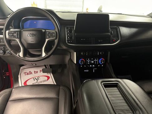 Used 2023 Chevrolet Tahoe Z71 w/ Luxury Package AWD/4WD image 15