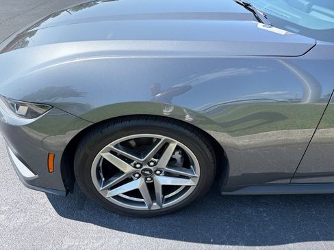Used 2024 Ford Mustang Coupe RWD image 12