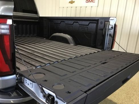 New 2025 GMC Sierra 2500 Denali w/ Denali Reserve Package image 22