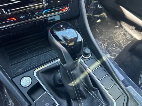 New 2026 Volkswagen Jetta SE FWD image 15
