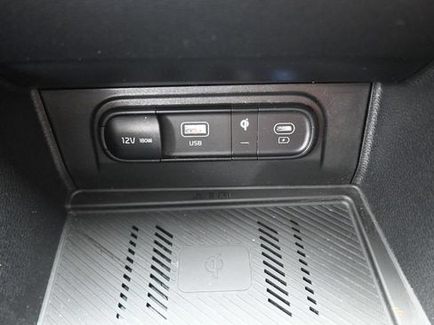 Used 2024 Kia Sportage SX FWD image 3