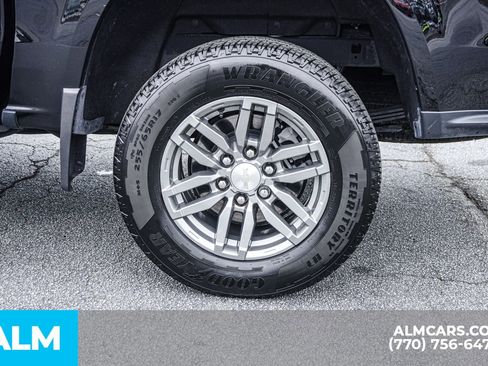 Used 2023 Chevrolet Colorado LT w/ LT Convenience Package image 16