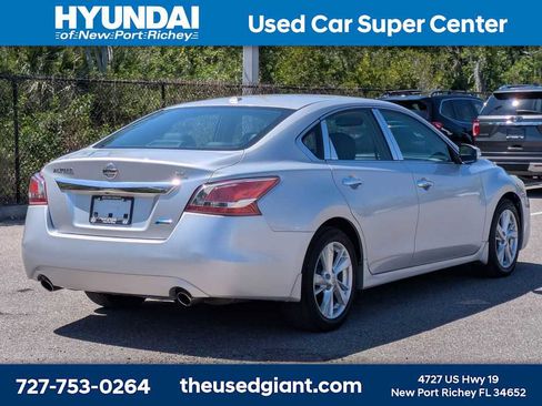 Used 2013 Nissan Altima 2.5 SL FWD image 5