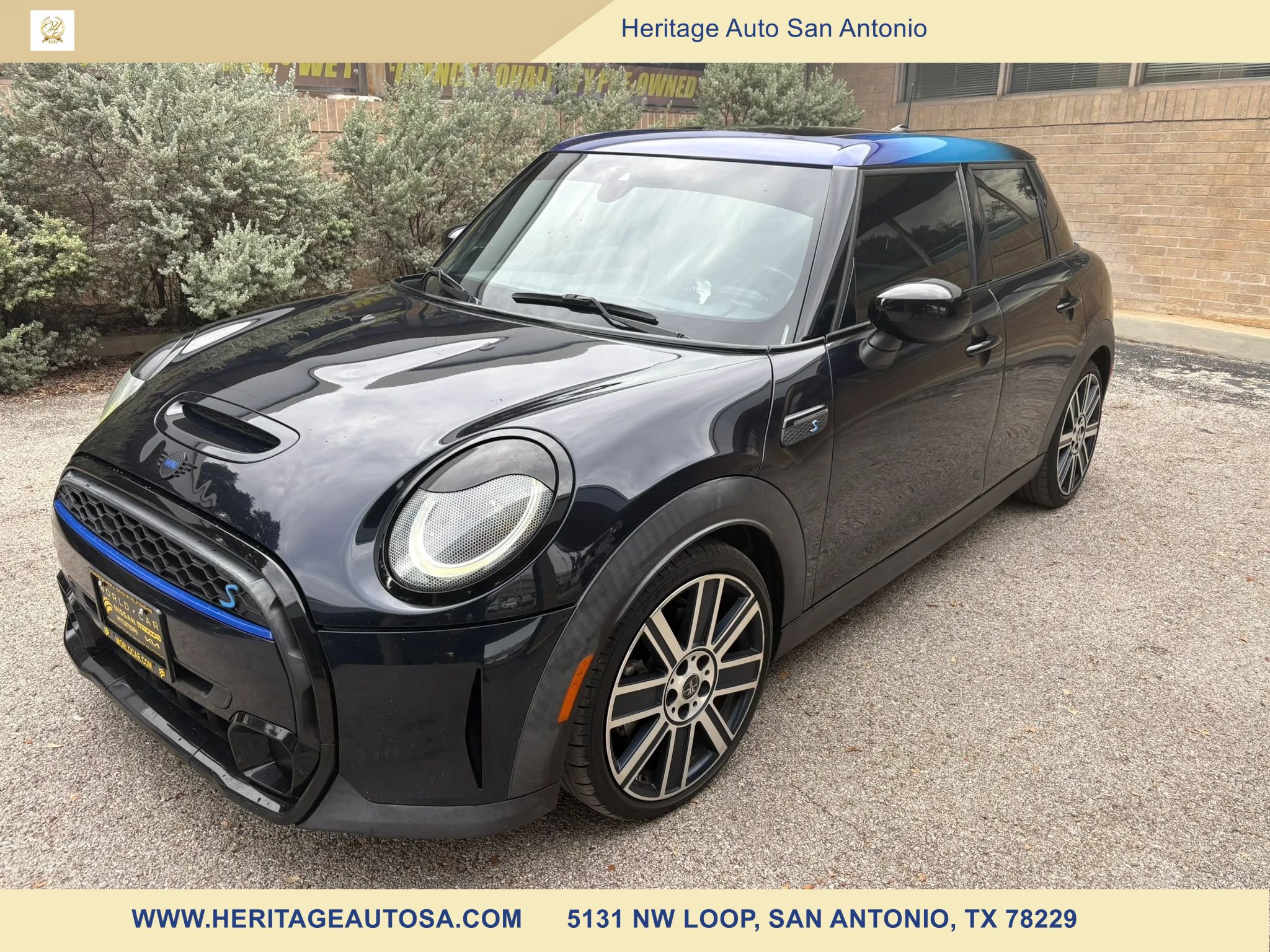 Used 2022 MINI Cooper S FWD image 1