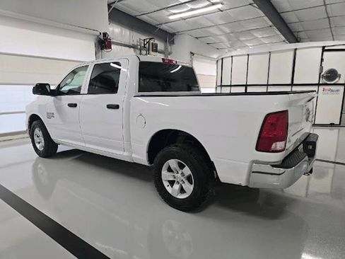 Used 2022 RAM 1500 Tradesman w/ Chrome Appearance Group AWD/4WD image 5