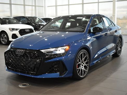 Used 2025 Audi RS 3 w/ RS Technology Package image 7