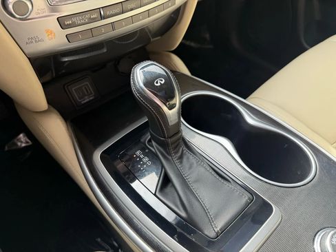 Used 2019 INFINITI QX60 Luxe w/ Essential Package image 14