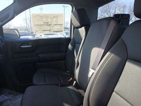 New 2026 Chevrolet Silverado 1500 W/T image 40