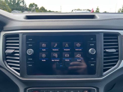 Used 2021 Volkswagen Atlas SE image 20