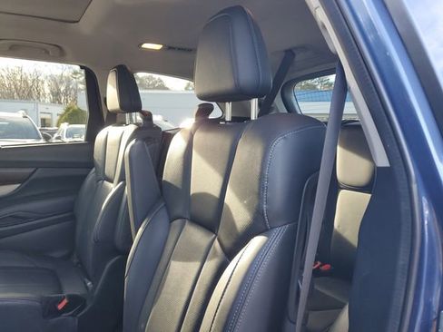 Used 2021 Subaru Ascent Touring image 16