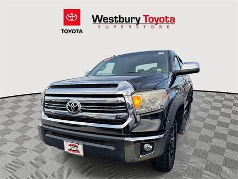 Certified 2017 Toyota Tundra SR5 image 5