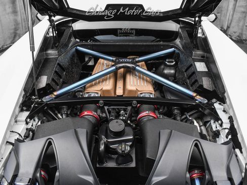 Used 2018 Lamborghini Huracan Performante AWD/4WD image 53