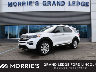Used 2023 Ford Explorer Limited w/ Limited Technology Package