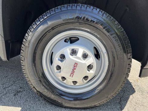 New 2026 GMC Sierra 3500 Pro w/ Convenience Package image 12