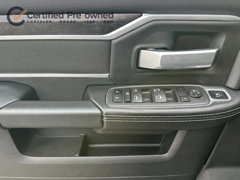 Used 2024 RAM 3500 Big Horn image 12