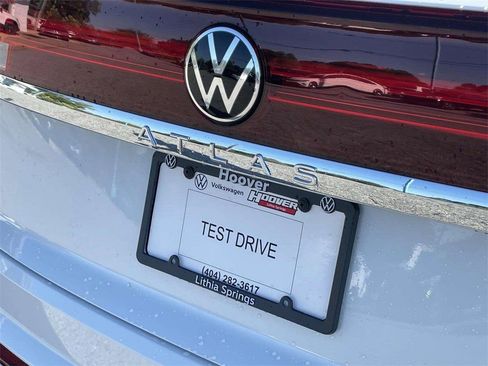 New 2026 Volkswagen Atlas Cross Sport SEL AWD/4WD image 13