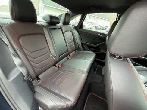Used 2023 Volkswagen Jetta GLI Autobahn FWD image 10