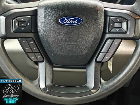 Used 2022 Ford F250 XL w/ Power Equipment Group AWD/4WD image 5