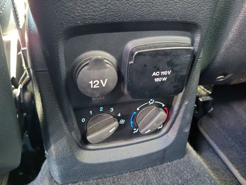 Certified 2021 Ford Transit Connect XLT FWD image 26
