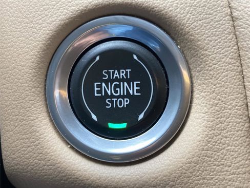 Used 2021 Chevrolet Tahoe Premier image 19