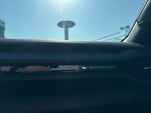 Used 2025 Ford Mustang Coupe RWD image 19