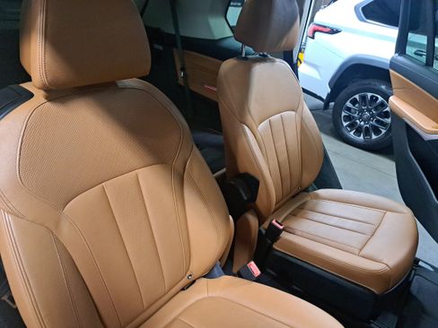 Used 2020 BMW X7 xDrive40i w/ Luxury Seating Package AWD/4WD image 12
