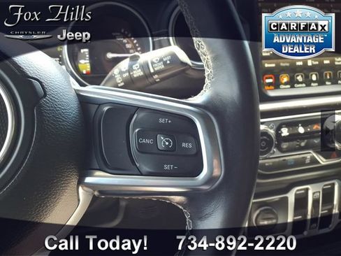 Used 2022 Jeep Wrangler Unlimited Sahara w/ Cold Weather Group AWD/4WD image 18