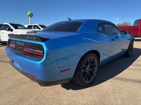 Used 2023 Dodge Challenger R/T Scat Pack image 7