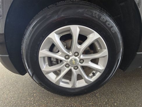 Used 2020 Chevrolet Equinox LT image 33