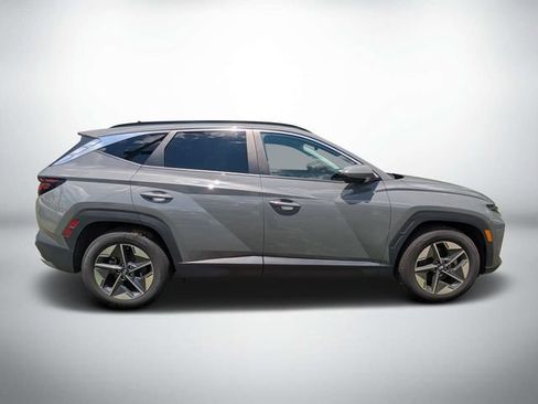 Used 2025 Hyundai Tucson SEL FWD image 3