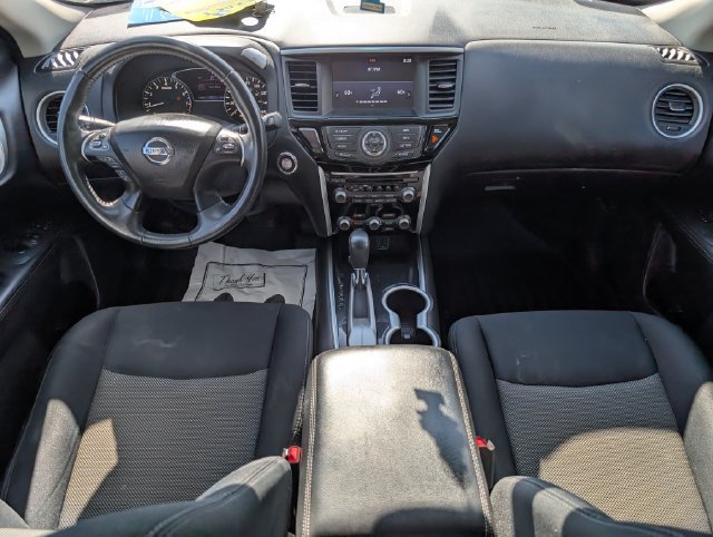 Used 2018 Nissan Pathfinder SV FWD image 5
